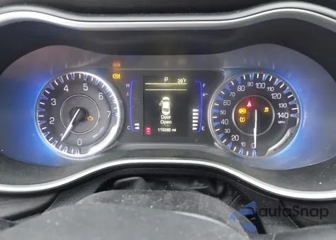 2016 Chrysler 200 Limited из США, поврежденный, VIN 1C3CCCAB5GN152668